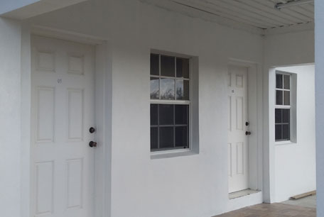 Best Price Deluxe Hotel Rooms in Colonel Hill Settlement, Bahamas