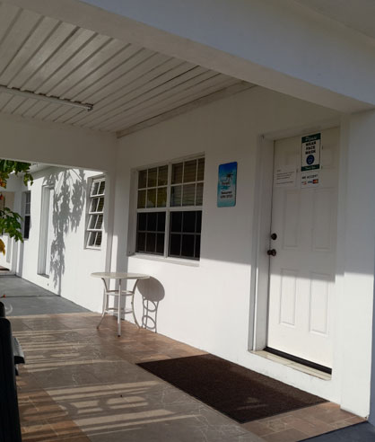 Affordable Restaurant and Bar near me